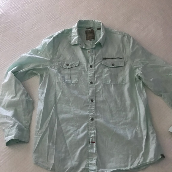 Guess men’s button down shirt - Picture 3 of 7